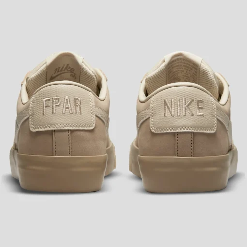 NIKE SB "BLAZER LOW PRO GT" FPAR KHAKI