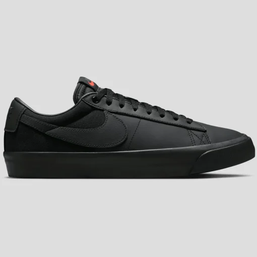 Nike SB Zoom Blazer Low Pro GT ISO - Black / Black