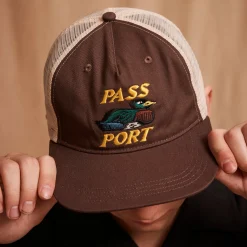 Pass~Port Fast Duck Workers Trucker - Cream / Elm