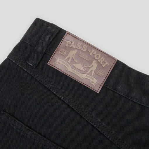 Pass~Port Quandong Workers Club Jean Short - Washed Black